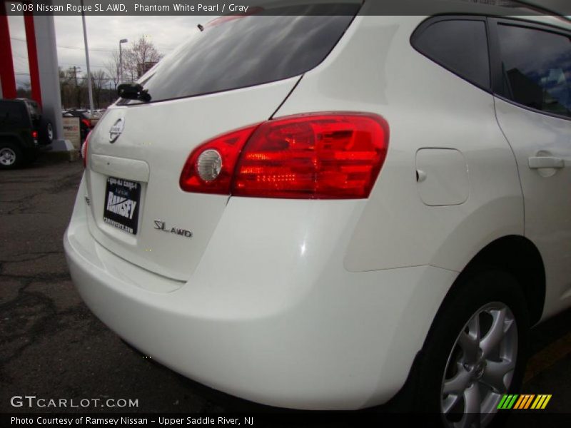Phantom White Pearl / Gray 2008 Nissan Rogue SL AWD