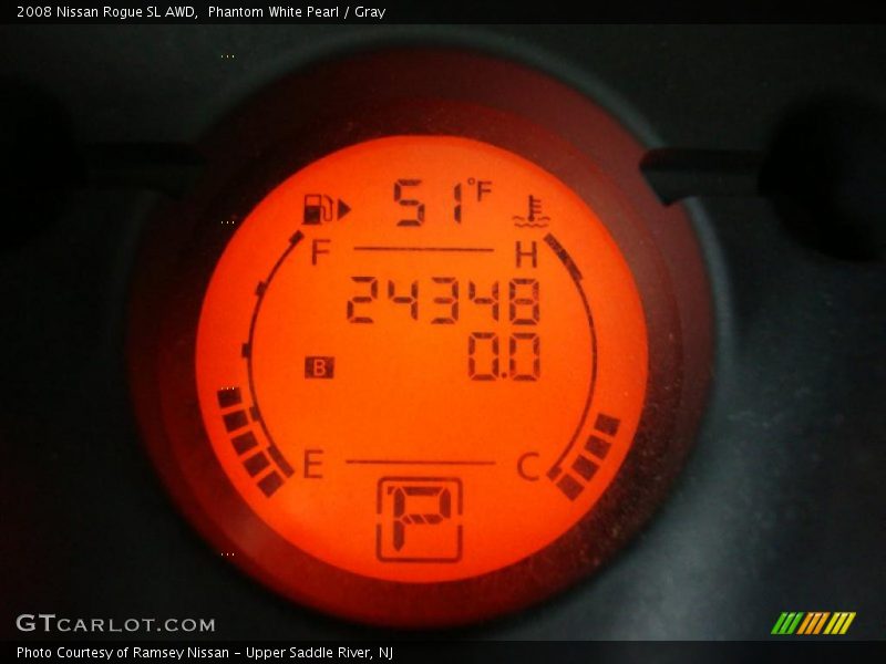Phantom White Pearl / Gray 2008 Nissan Rogue SL AWD