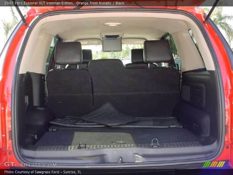  2007 Explorer XLT Ironman Edition Trunk