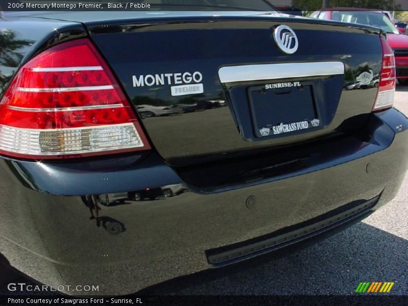 Black / Pebble 2006 Mercury Montego Premier