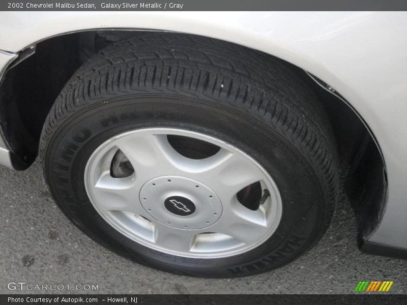 Galaxy Silver Metallic / Gray 2002 Chevrolet Malibu Sedan
