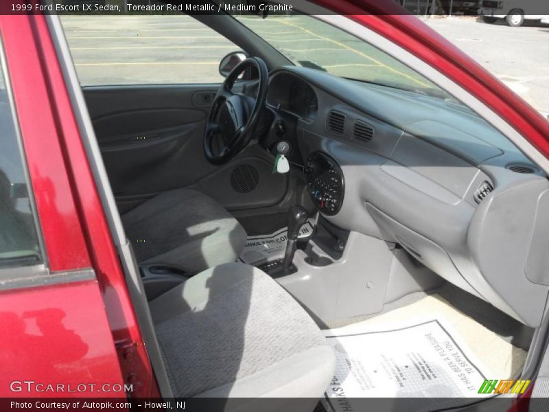 Toreador Red Metallic / Medium Graphite 1999 Ford Escort LX Sedan
