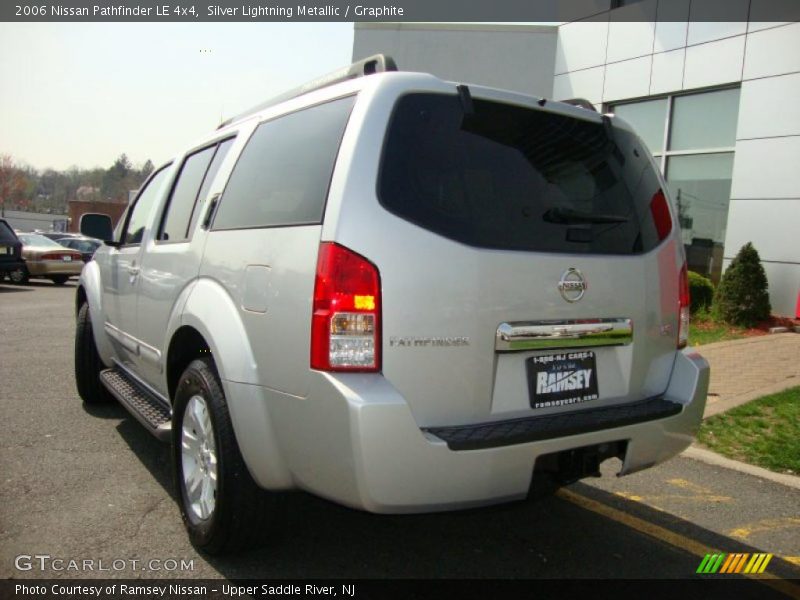 Silver Lightning Metallic / Graphite 2006 Nissan Pathfinder LE 4x4