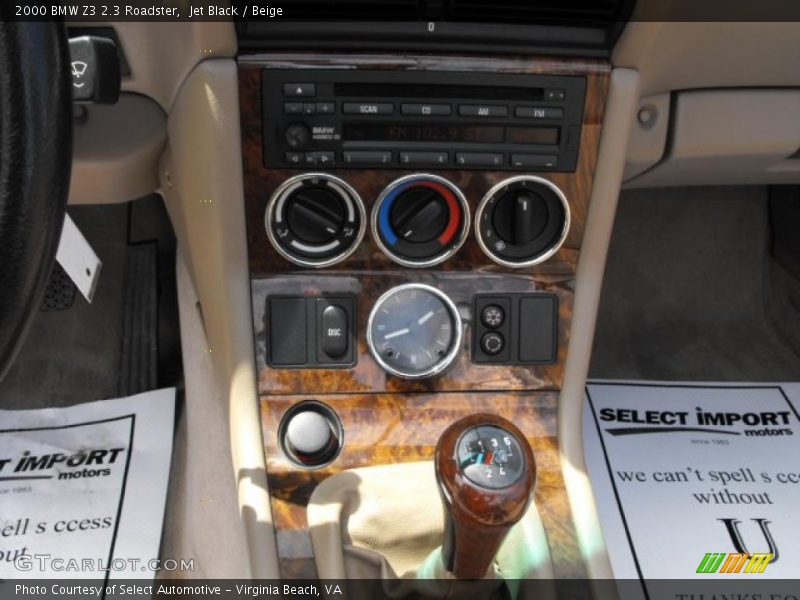Jet Black / Beige 2000 BMW Z3 2.3 Roadster