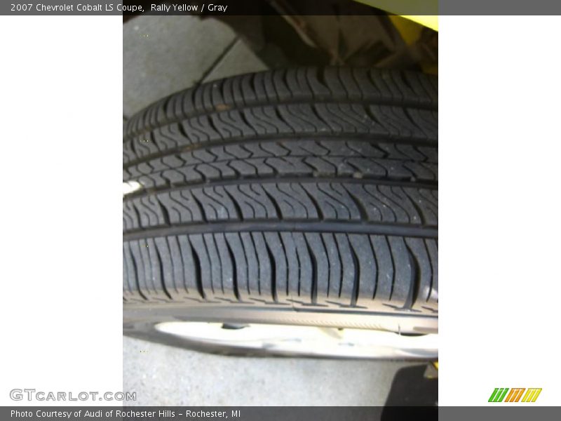 Rally Yellow / Gray 2007 Chevrolet Cobalt LS Coupe