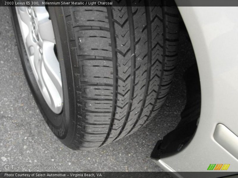 Millennium Silver Metallic / Light Charcoal 2003 Lexus ES 300