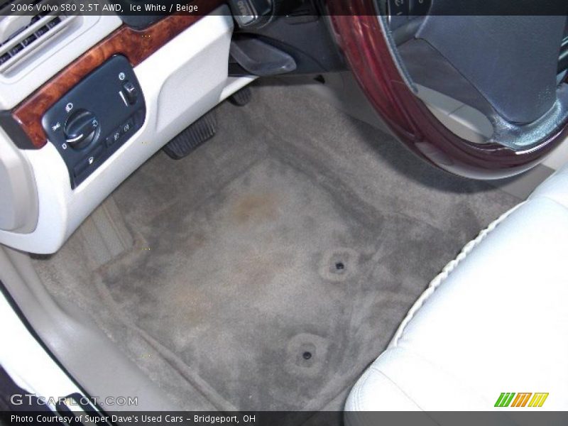 Ice White / Beige 2006 Volvo S80 2.5T AWD
