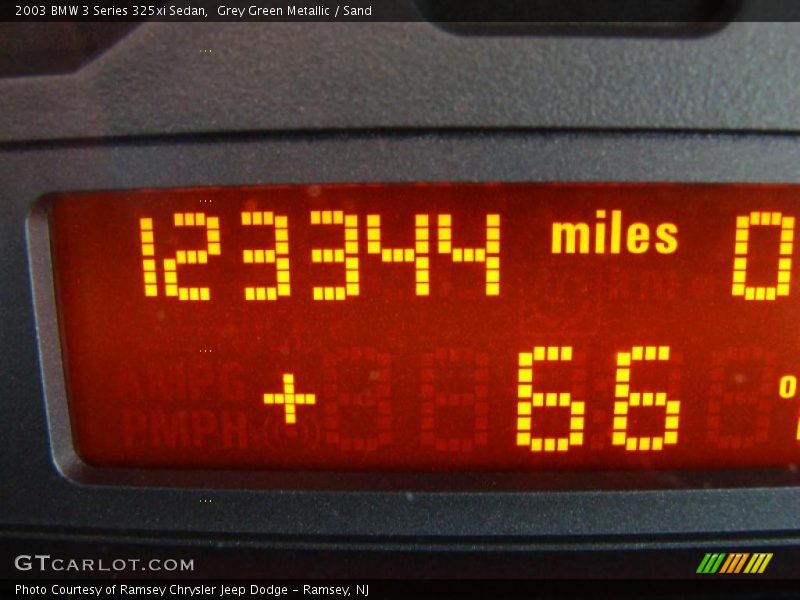 Grey Green Metallic / Sand 2003 BMW 3 Series 325xi Sedan