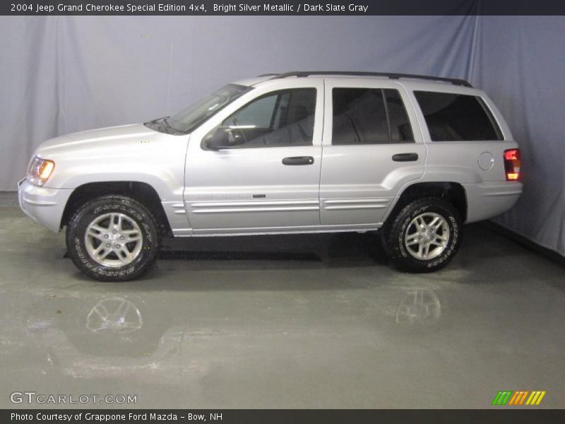 Bright Silver Metallic / Dark Slate Gray 2004 Jeep Grand Cherokee Special Edition 4x4