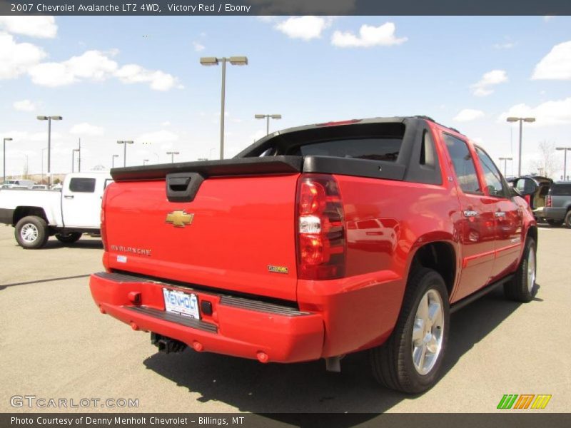 Victory Red / Ebony 2007 Chevrolet Avalanche LTZ 4WD