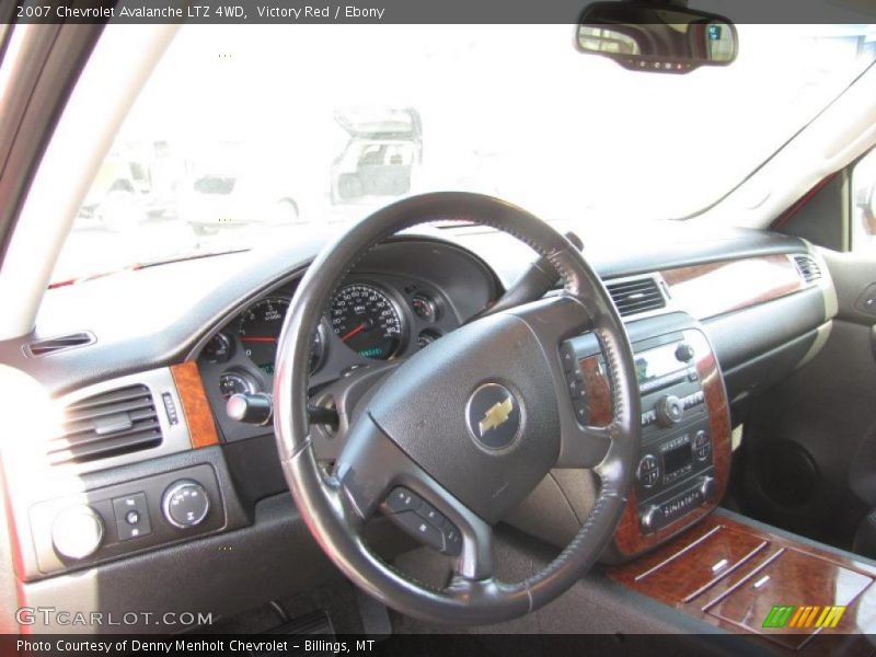 Victory Red / Ebony 2007 Chevrolet Avalanche LTZ 4WD