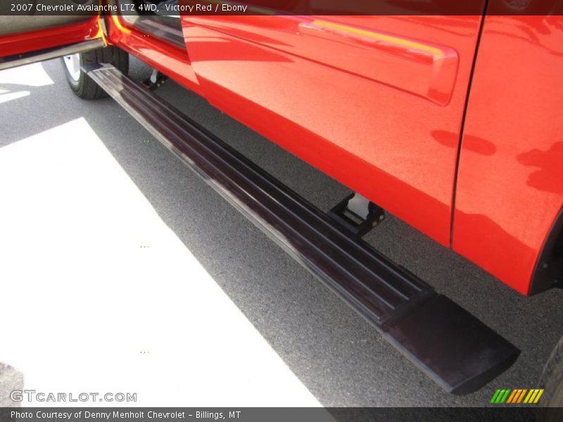 Victory Red / Ebony 2007 Chevrolet Avalanche LTZ 4WD