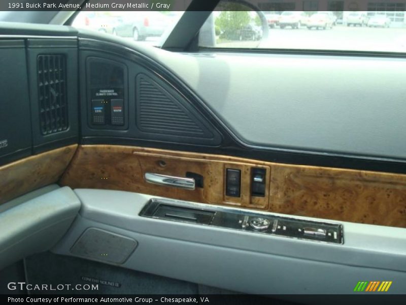Medium Gray Metallic / Gray 1991 Buick Park Avenue