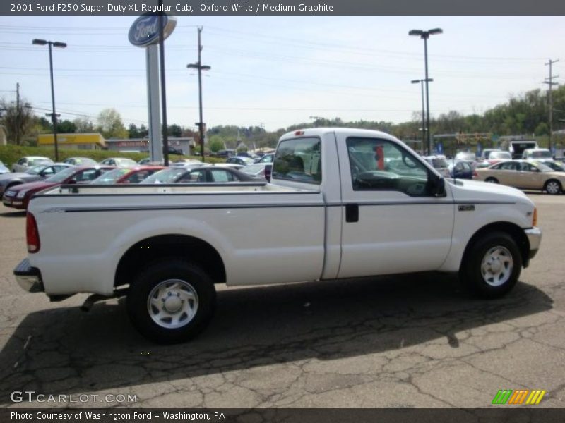 Oxford White / Medium Graphite 2001 Ford F250 Super Duty XL Regular Cab