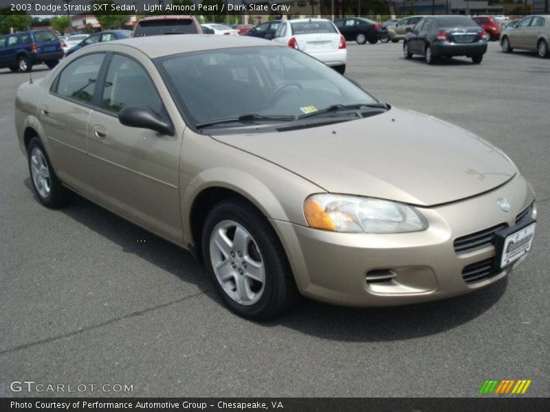 Light Almond Pearl / Dark Slate Gray 2003 Dodge Stratus SXT Sedan