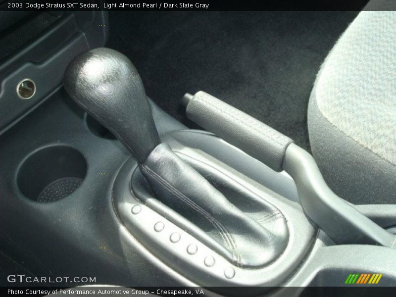 Light Almond Pearl / Dark Slate Gray 2003 Dodge Stratus SXT Sedan