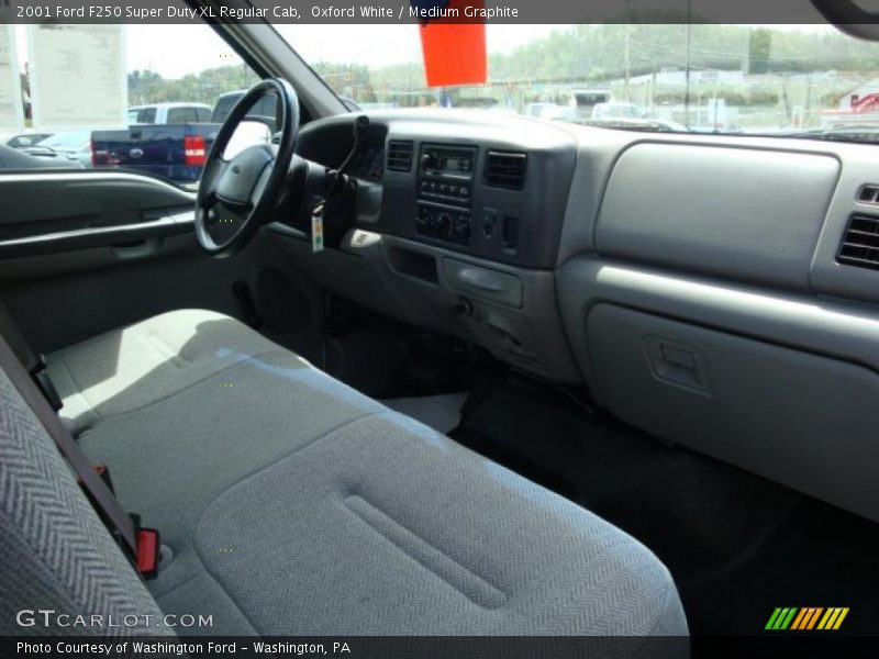 Oxford White / Medium Graphite 2001 Ford F250 Super Duty XL Regular Cab