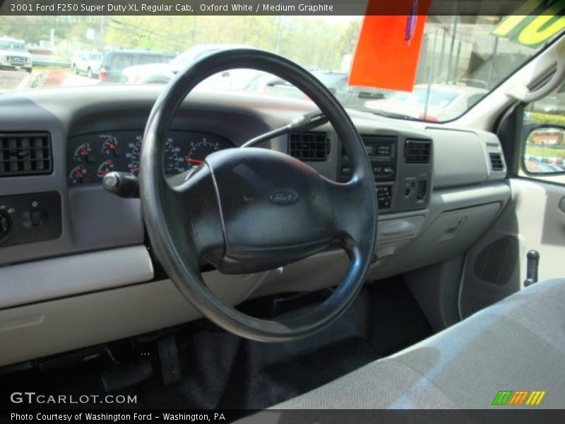 Oxford White / Medium Graphite 2001 Ford F250 Super Duty XL Regular Cab