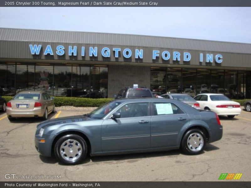 Magnesium Pearl / Dark Slate Gray/Medium Slate Gray 2005 Chrysler 300 Touring
