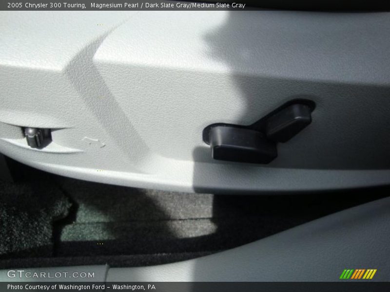 Magnesium Pearl / Dark Slate Gray/Medium Slate Gray 2005 Chrysler 300 Touring