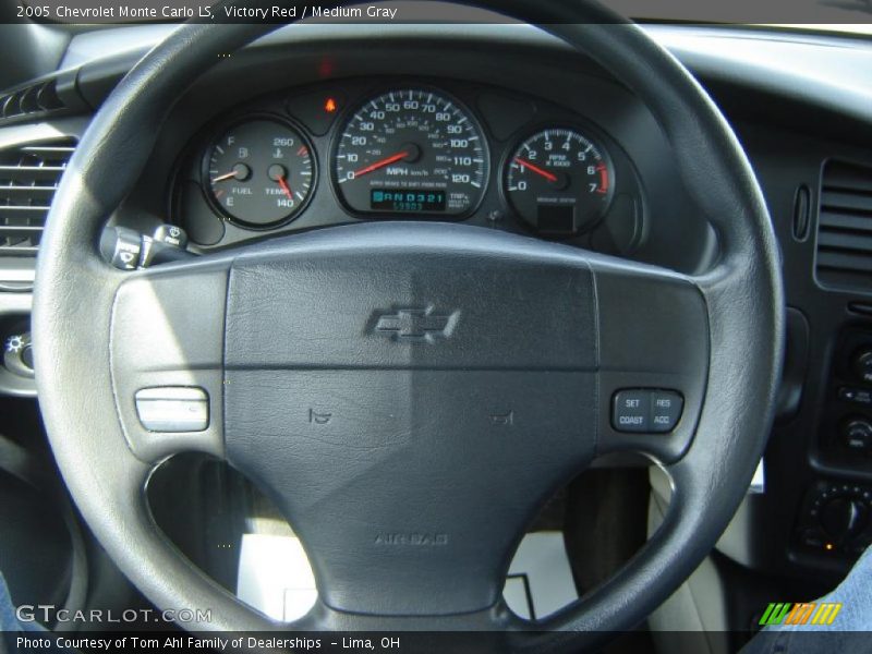 Victory Red / Medium Gray 2005 Chevrolet Monte Carlo LS