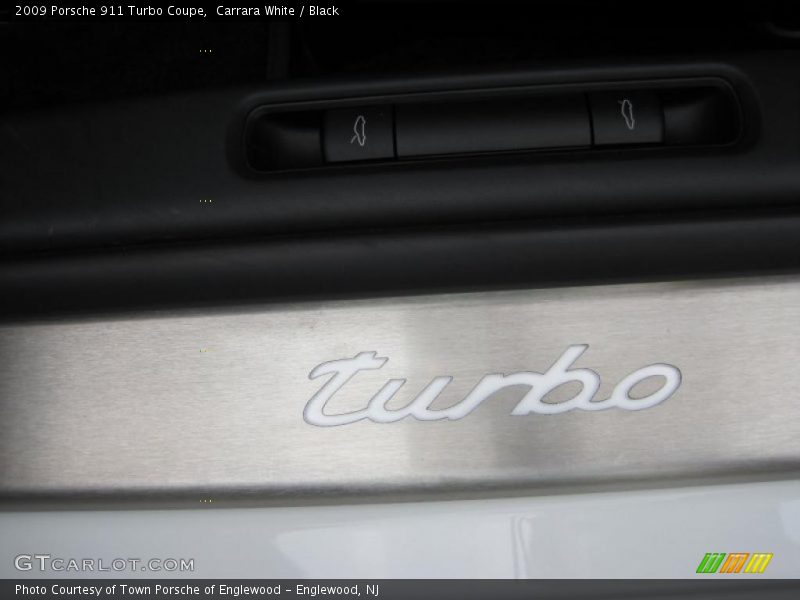Carrara White / Black 2009 Porsche 911 Turbo Coupe