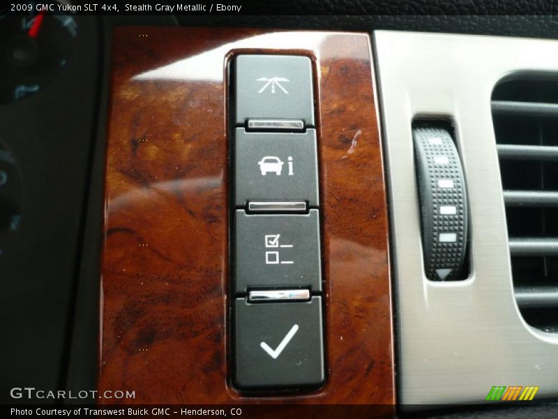 Stealth Gray Metallic / Ebony 2009 GMC Yukon SLT 4x4