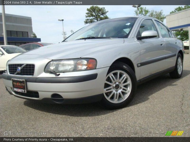 Silver Metallic / Taupe/Light Taupe 2004 Volvo S60 2.4