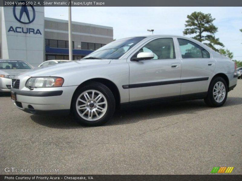 Silver Metallic / Taupe/Light Taupe 2004 Volvo S60 2.4