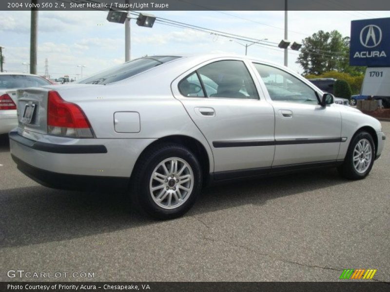 Silver Metallic / Taupe/Light Taupe 2004 Volvo S60 2.4