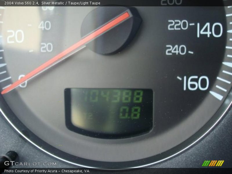 Silver Metallic / Taupe/Light Taupe 2004 Volvo S60 2.4