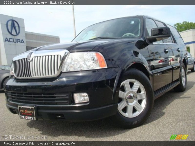 Black / Dove Grey 2006 Lincoln Navigator Luxury