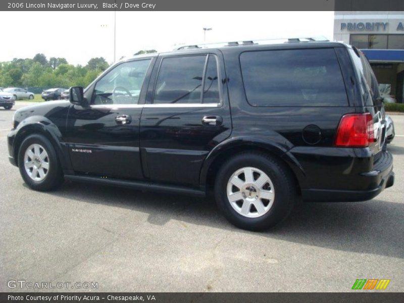 Black / Dove Grey 2006 Lincoln Navigator Luxury