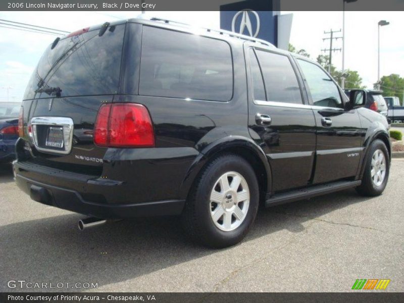 Black / Dove Grey 2006 Lincoln Navigator Luxury