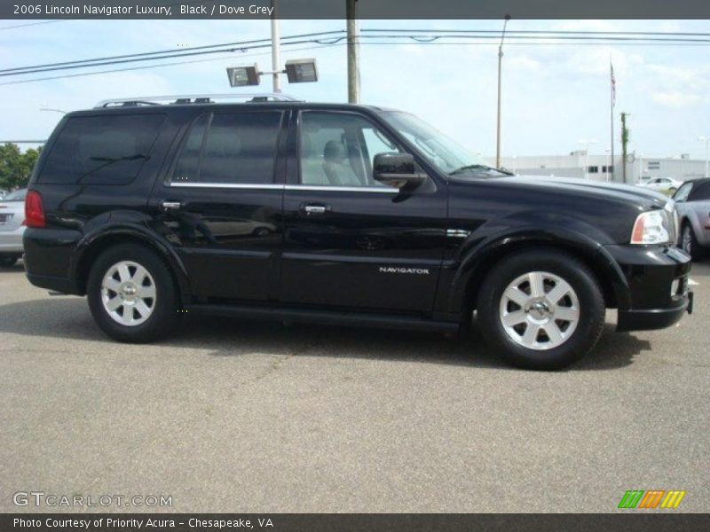 Black / Dove Grey 2006 Lincoln Navigator Luxury