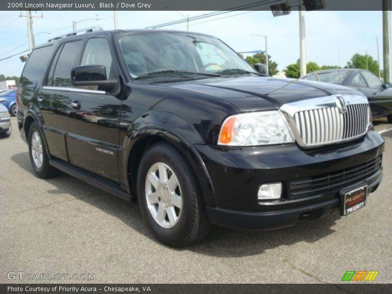 Black / Dove Grey 2006 Lincoln Navigator Luxury