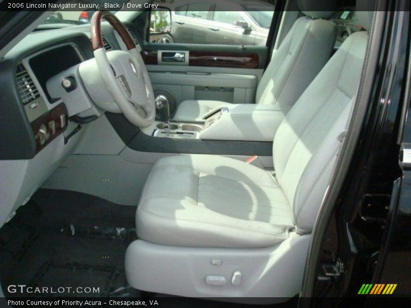 Black / Dove Grey 2006 Lincoln Navigator Luxury