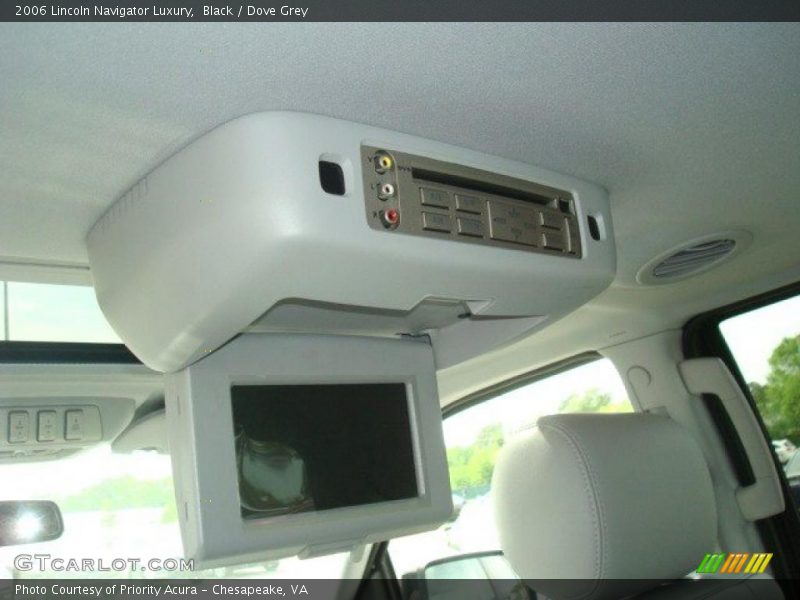 Black / Dove Grey 2006 Lincoln Navigator Luxury