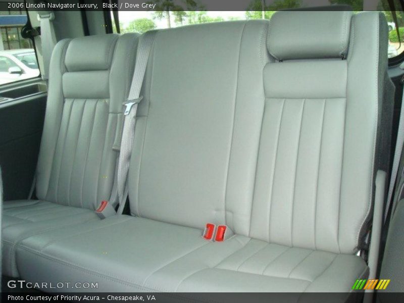 Black / Dove Grey 2006 Lincoln Navigator Luxury