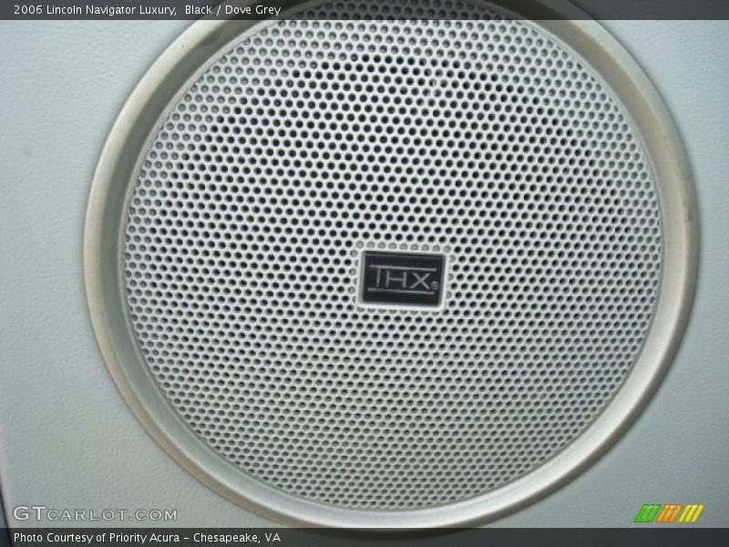 Black / Dove Grey 2006 Lincoln Navigator Luxury