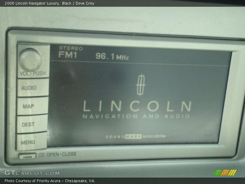 Black / Dove Grey 2006 Lincoln Navigator Luxury