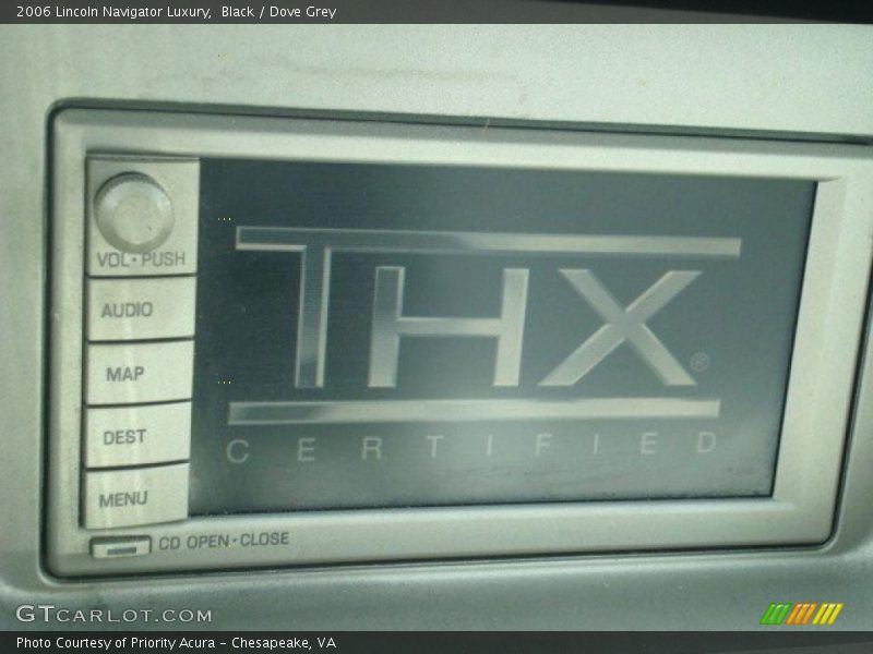 Black / Dove Grey 2006 Lincoln Navigator Luxury
