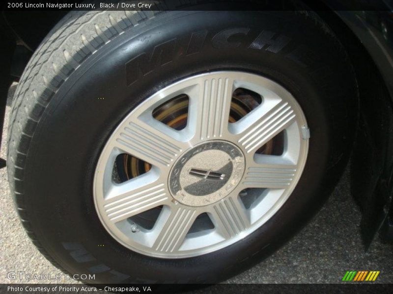 Black / Dove Grey 2006 Lincoln Navigator Luxury