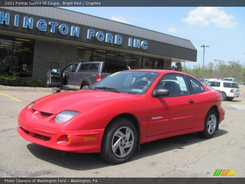 Bright Red / Graphite 2001 Pontiac Sunfire SE Coupe