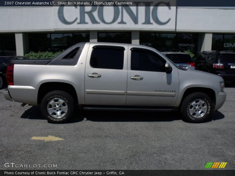 Silver Birch Metallic / Ebony/Light Cashmere 2007 Chevrolet Avalanche LT