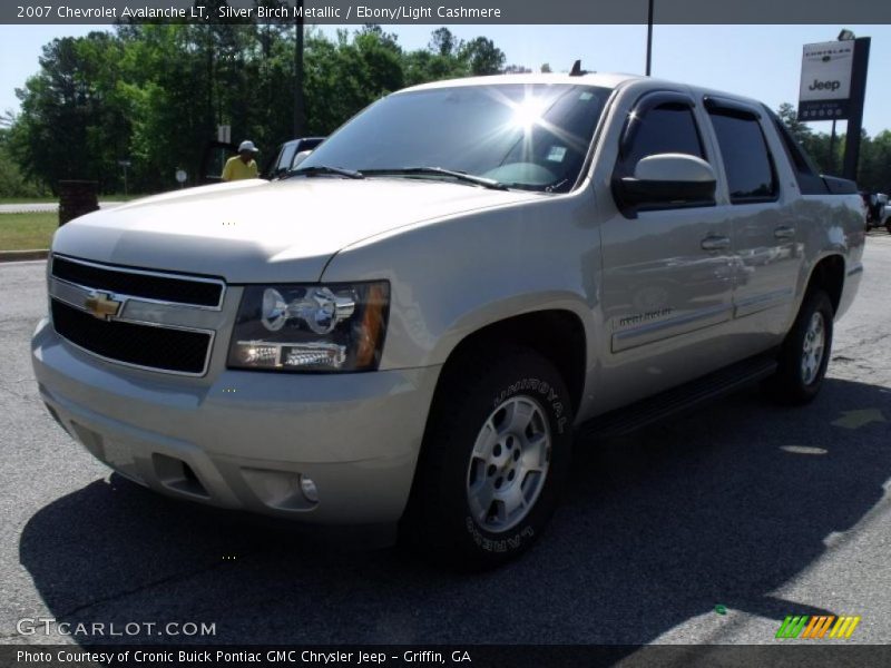 Silver Birch Metallic / Ebony/Light Cashmere 2007 Chevrolet Avalanche LT