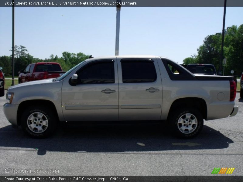 Silver Birch Metallic / Ebony/Light Cashmere 2007 Chevrolet Avalanche LT