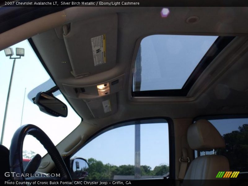 Silver Birch Metallic / Ebony/Light Cashmere 2007 Chevrolet Avalanche LT