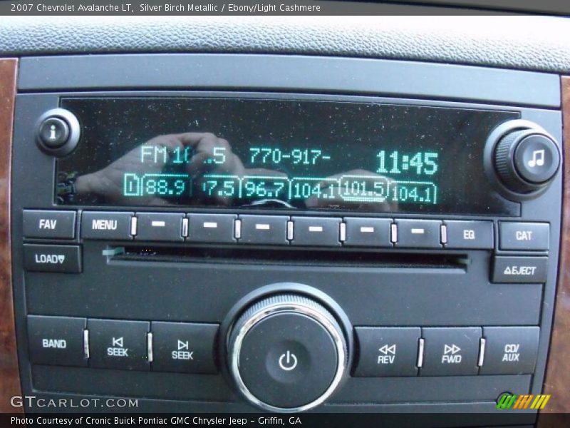 Silver Birch Metallic / Ebony/Light Cashmere 2007 Chevrolet Avalanche LT