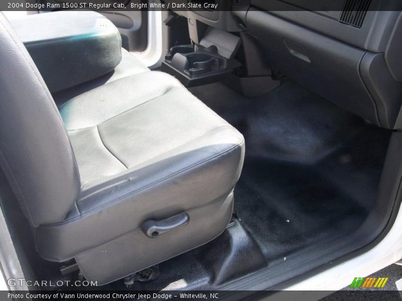 Bright White / Dark Slate Gray 2004 Dodge Ram 1500 ST Regular Cab